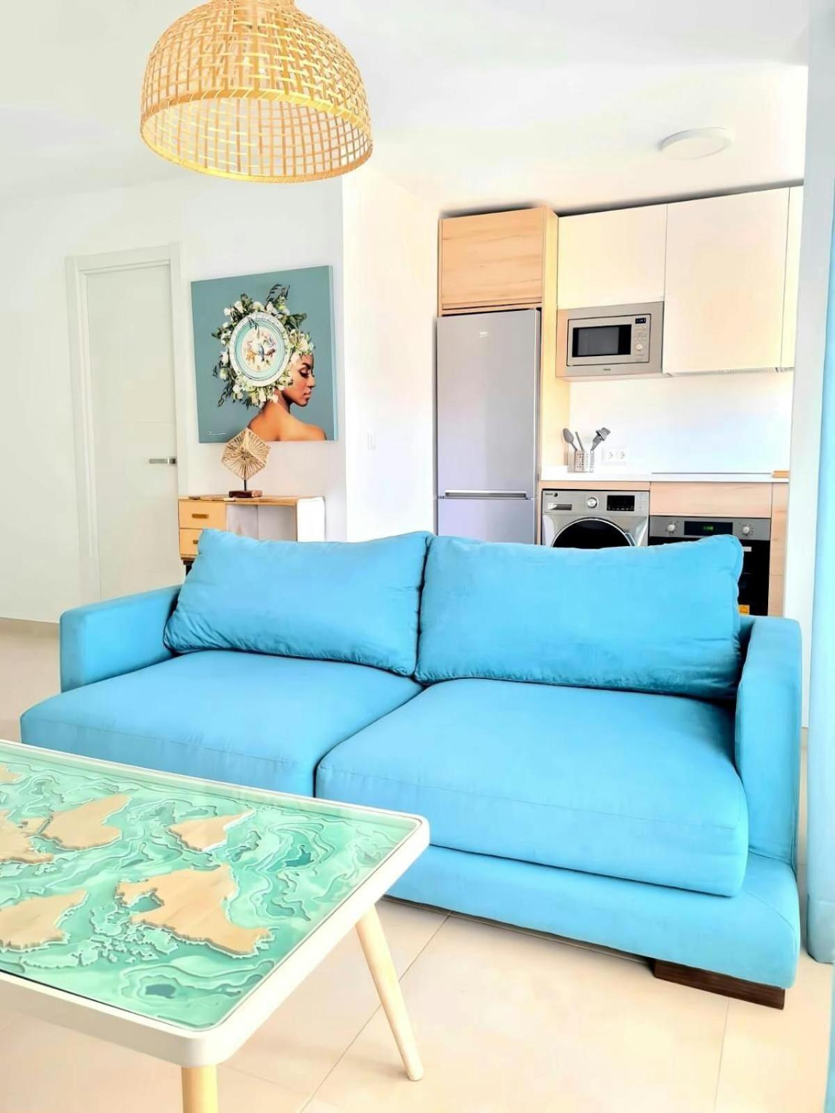 Apartamento Moderno Y Con Estilo En La Carihuela Torremolinos Esterno foto